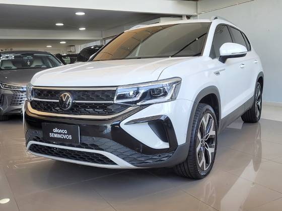 VOLKSWAGEN TAOS 1.4 250 TSI TOTAL FLEX HIGHLINE AUTOMÁTICO